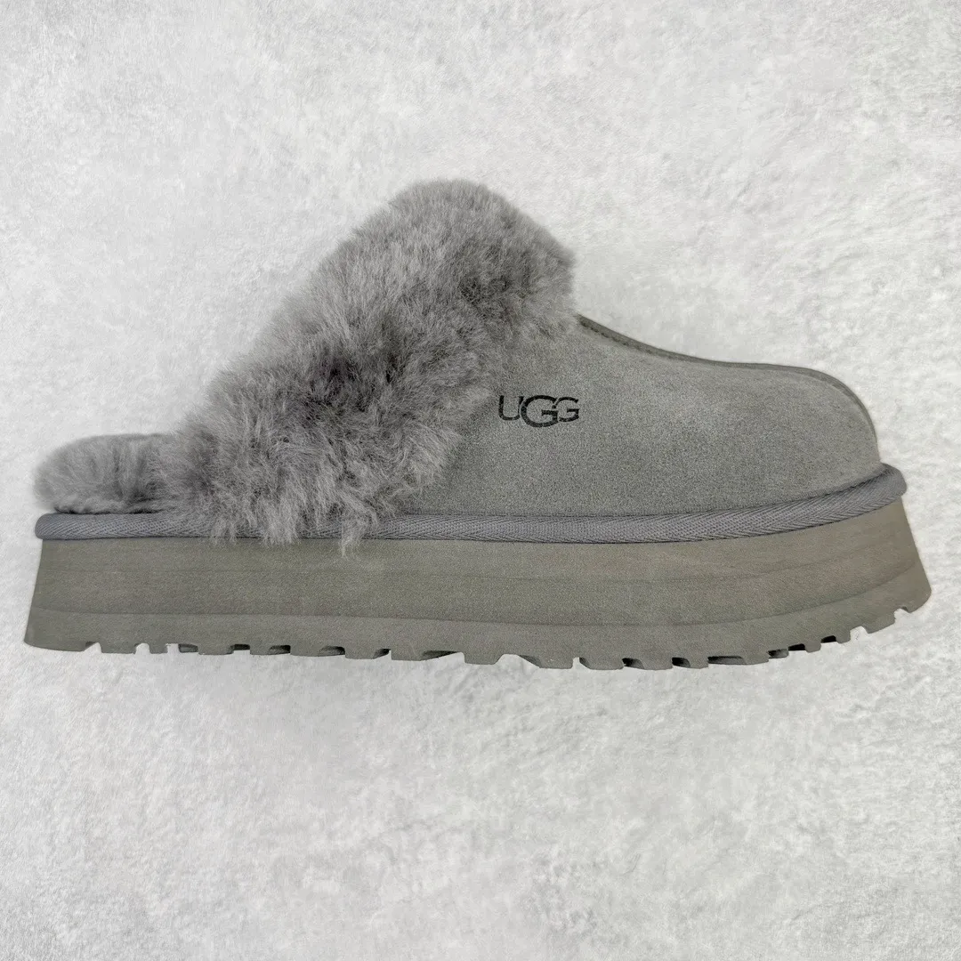 Pick up locally💰440 UGG 2550 Classic autumn and winter sheepskin and fur integrated snow boots. All shoes are made of ZP. Longfeng A-grade Australian imported sheepskin and fur integrated brand OEM production line. Fully follow the ZP process. OEM original pattern maker. Adhering to the principle of no original shoe development and selection. Pay attention to every detail. The most authentic version on the market. TREADLITE "light wing" technology outsole. Lightweight/durable/flexible/pile size: 35 36 37 38 39 40 41 Coding: by2936060